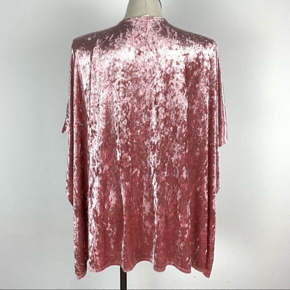 Olivia Rae sweater size M pink crushed velvet open front shawl strawberry milk - Picture 5 of 9